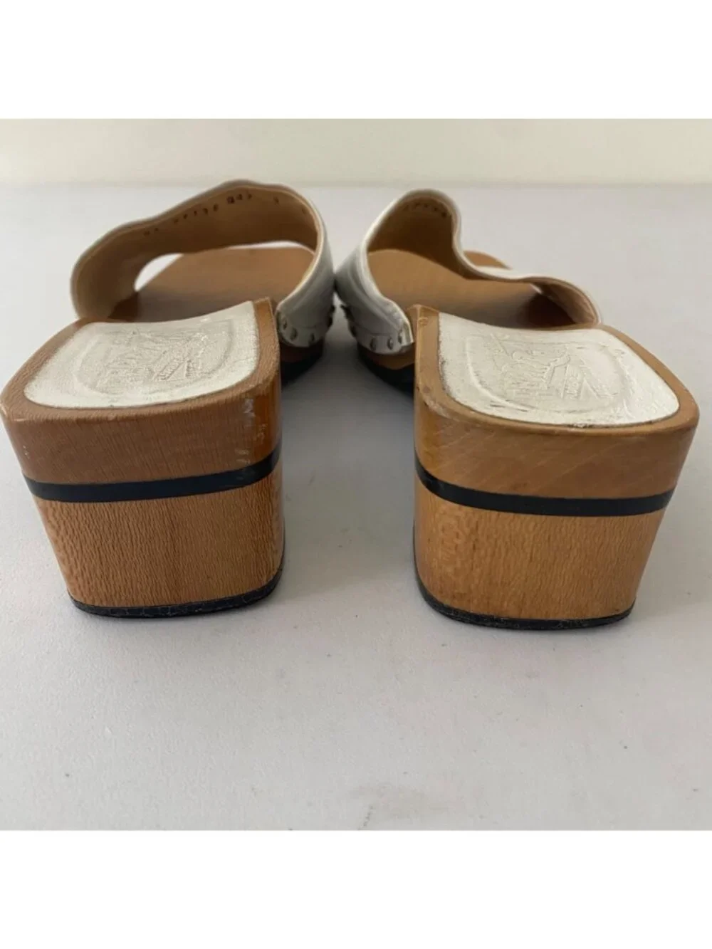 Salvatore Ferragamo Wood Heels Shoes White - Picture 7 of 9